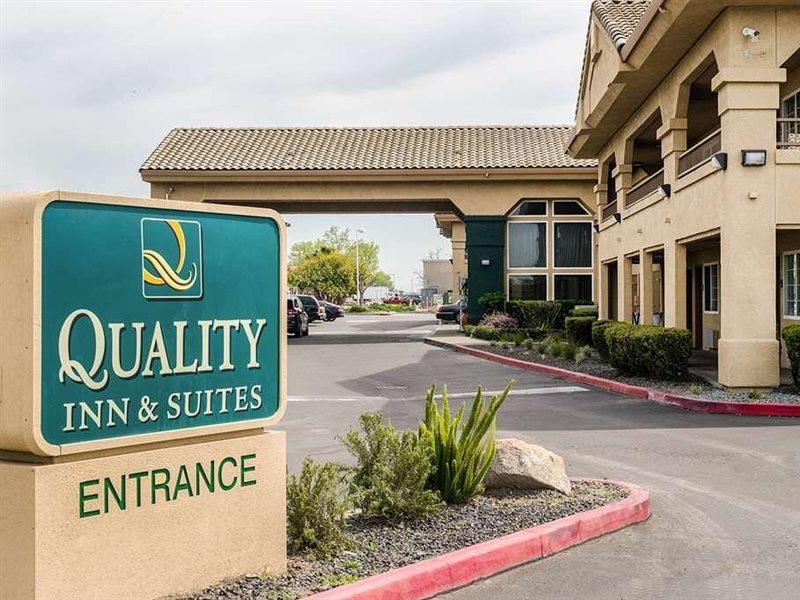Quality Inn & Suites Lathrop Exterior photo